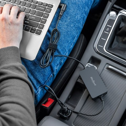 Zasilacz uniwersalny Rebel 8 końcówek, USB 65 W / 15-24 V Zasilacz uniwersalny Rebel 8 końcówek, USB 65 W / 15-24 V